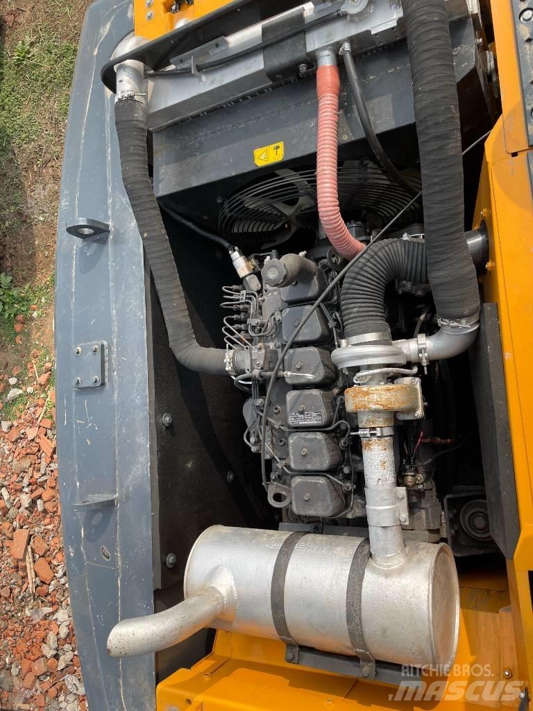 Hyundai 220-9S Bageri gusjeničari