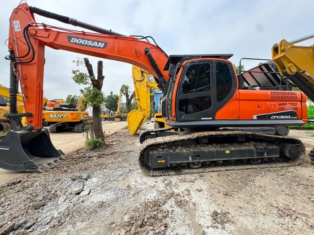 Doosan DX 300 LC LR Bageri gusjeničari
