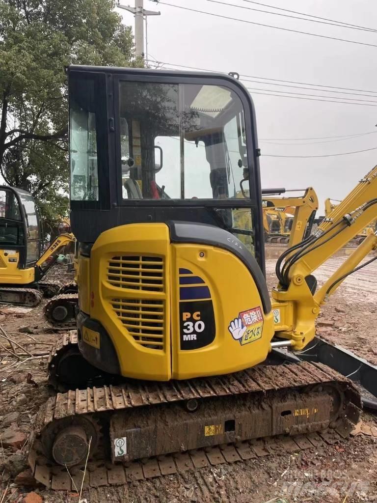 Komatsu PC30 Mini bageri <7t