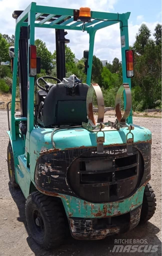 Mitsubishi FG25K Plinski viličari