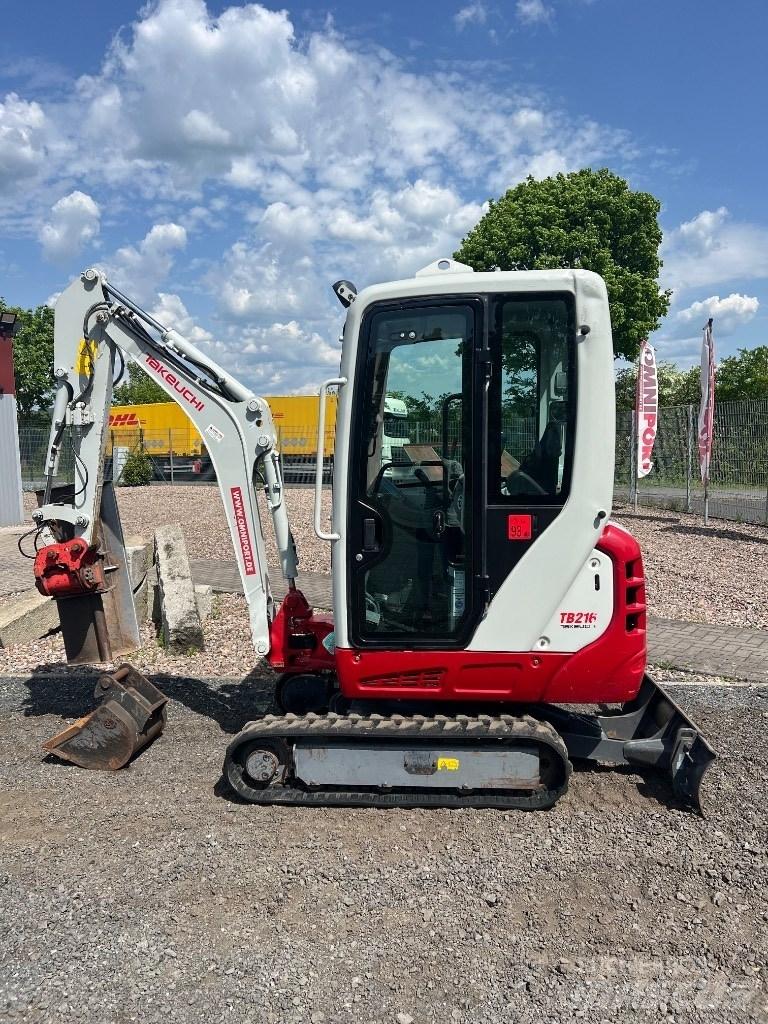 Takeuchi TB 216 Mini bageri <7t