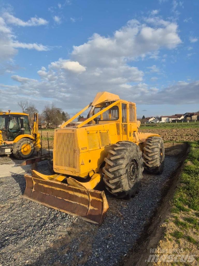 John Deere 667d Šumski traktori