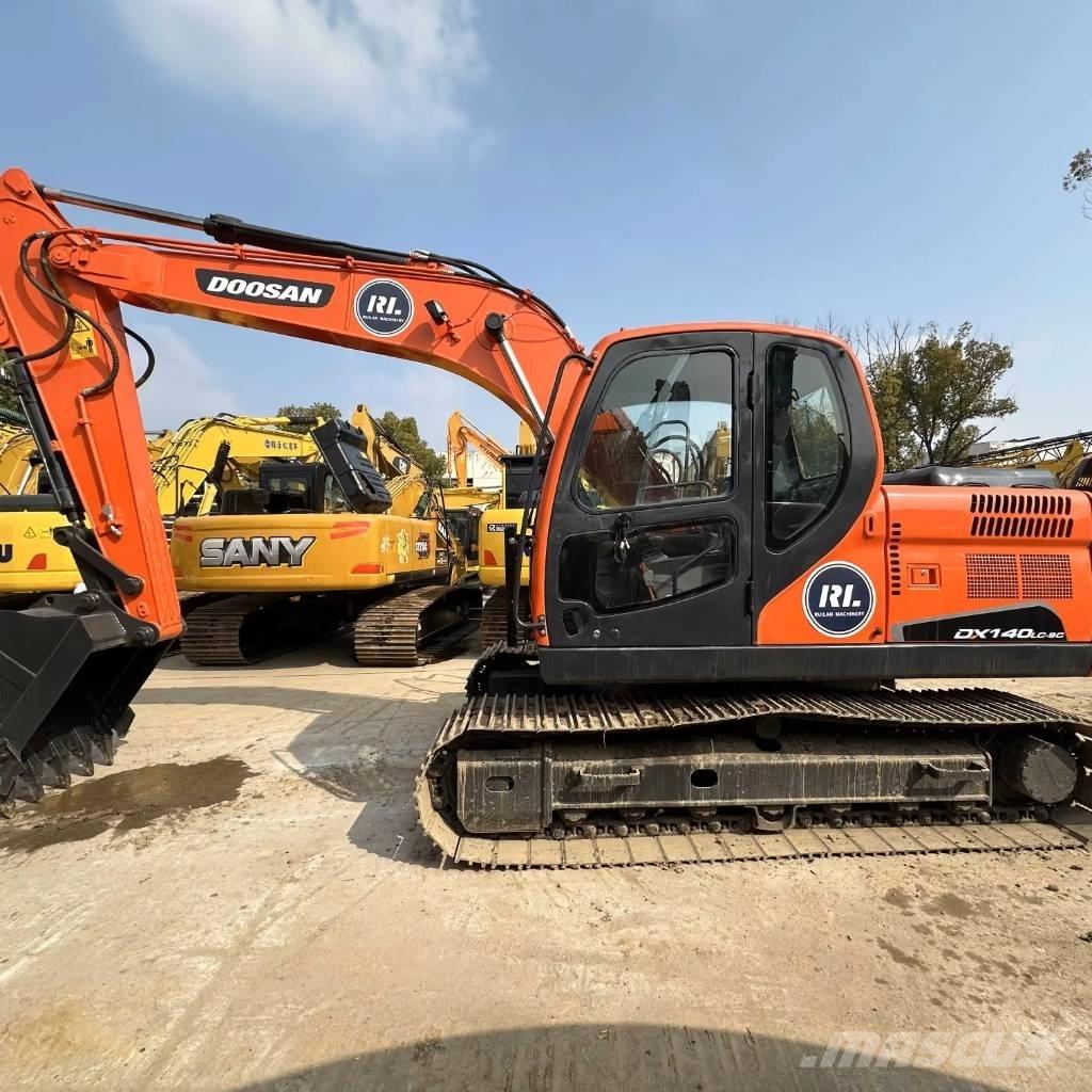 Doosan DX140LC-9C Bageri gusjeničari