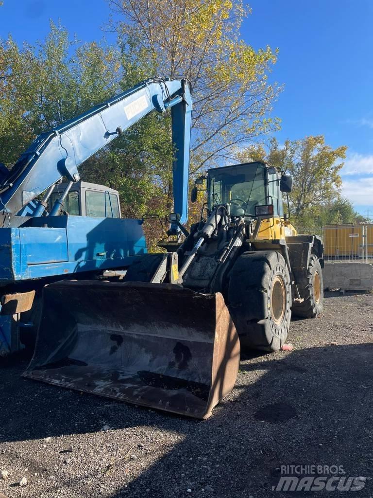 Komatsu WA 200 PT-5 Utovarivači na kotačima