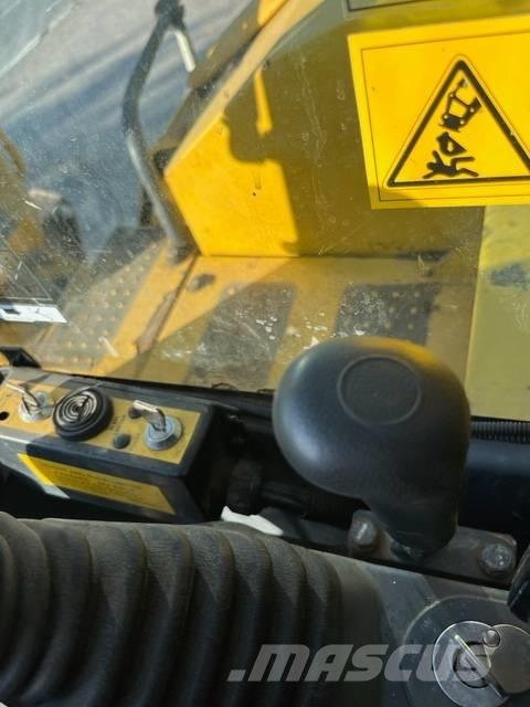 Komatsu PC 118 MR-8 Bageri gusjeničari