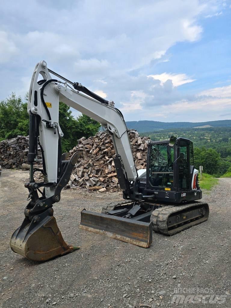 Bobcat E88 Bageri gusjeničari
