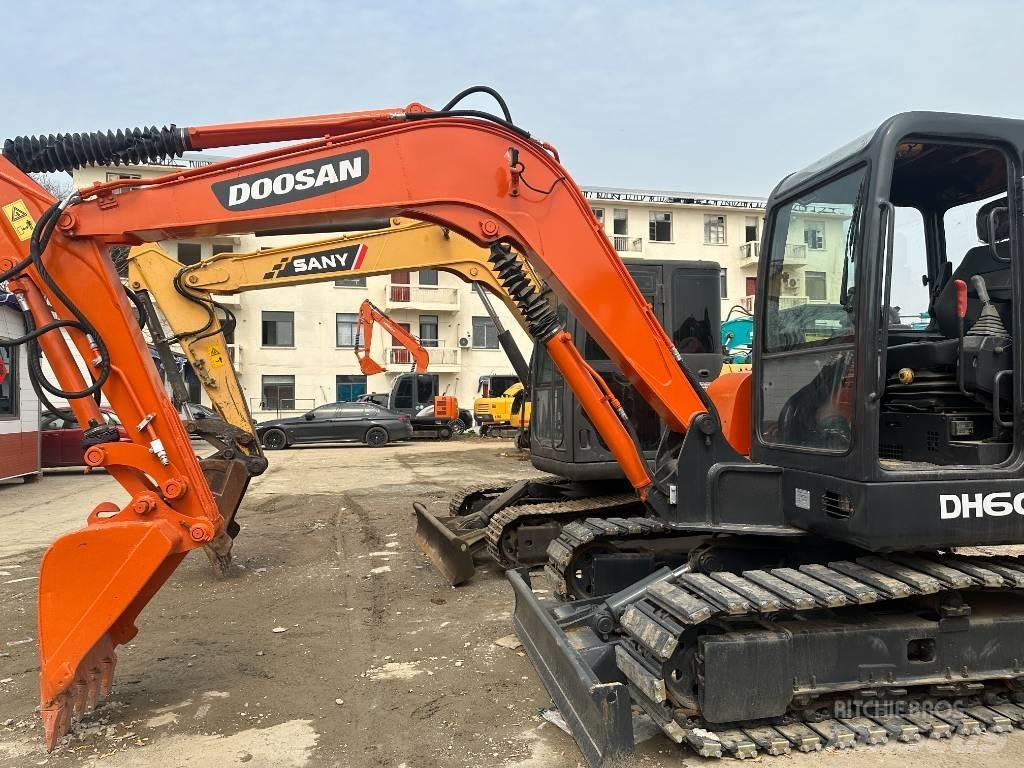 Doosan DH 60-7 Bageri gusjeničari
