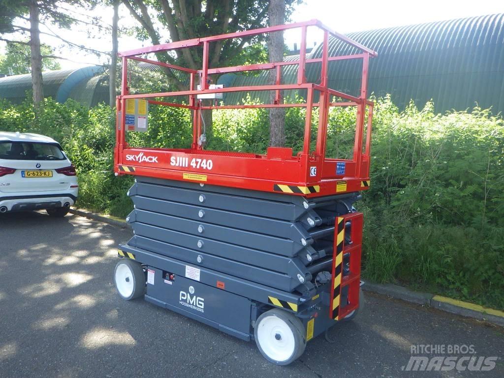 SkyJack SJ4740 Škaraste platforme