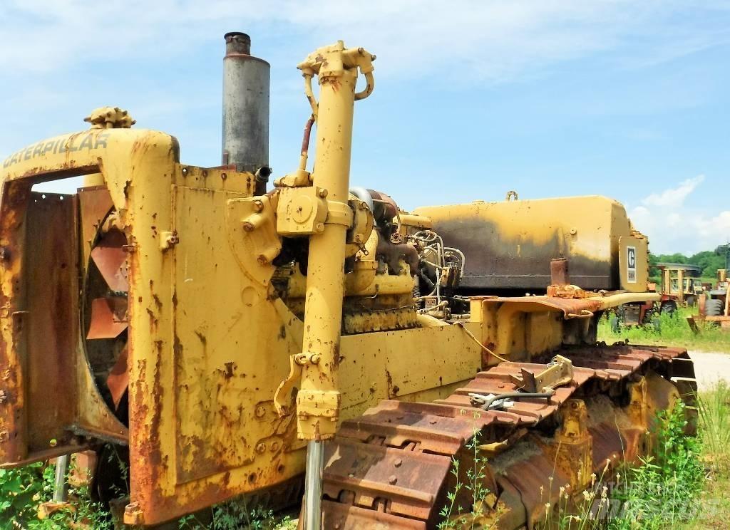 CAT D 8 K Buldožeri gusjeničari