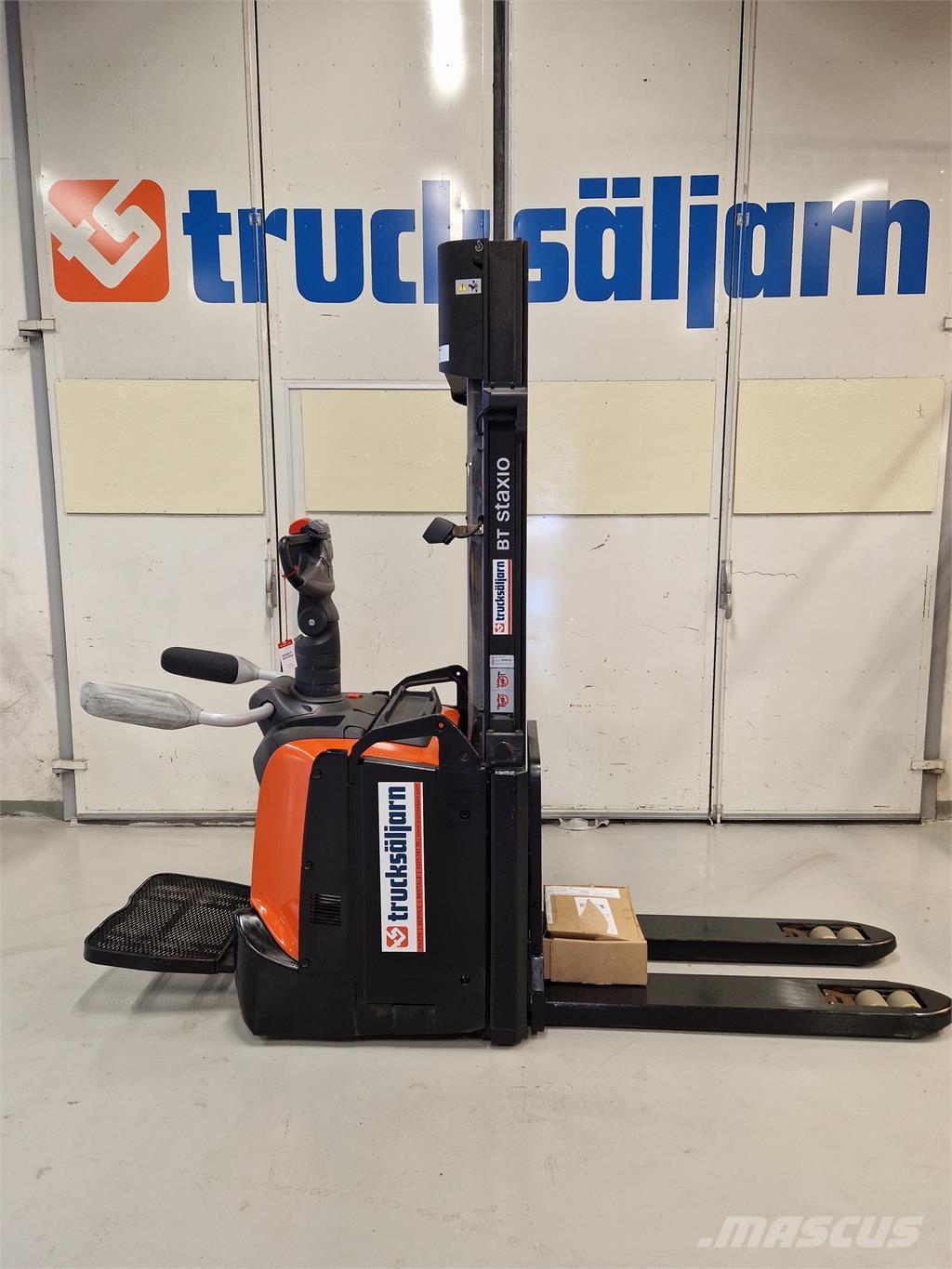 Toyota SPE120L Samopogonski ručni viličari