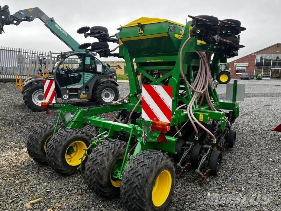 John Deere 750 A Sijačice