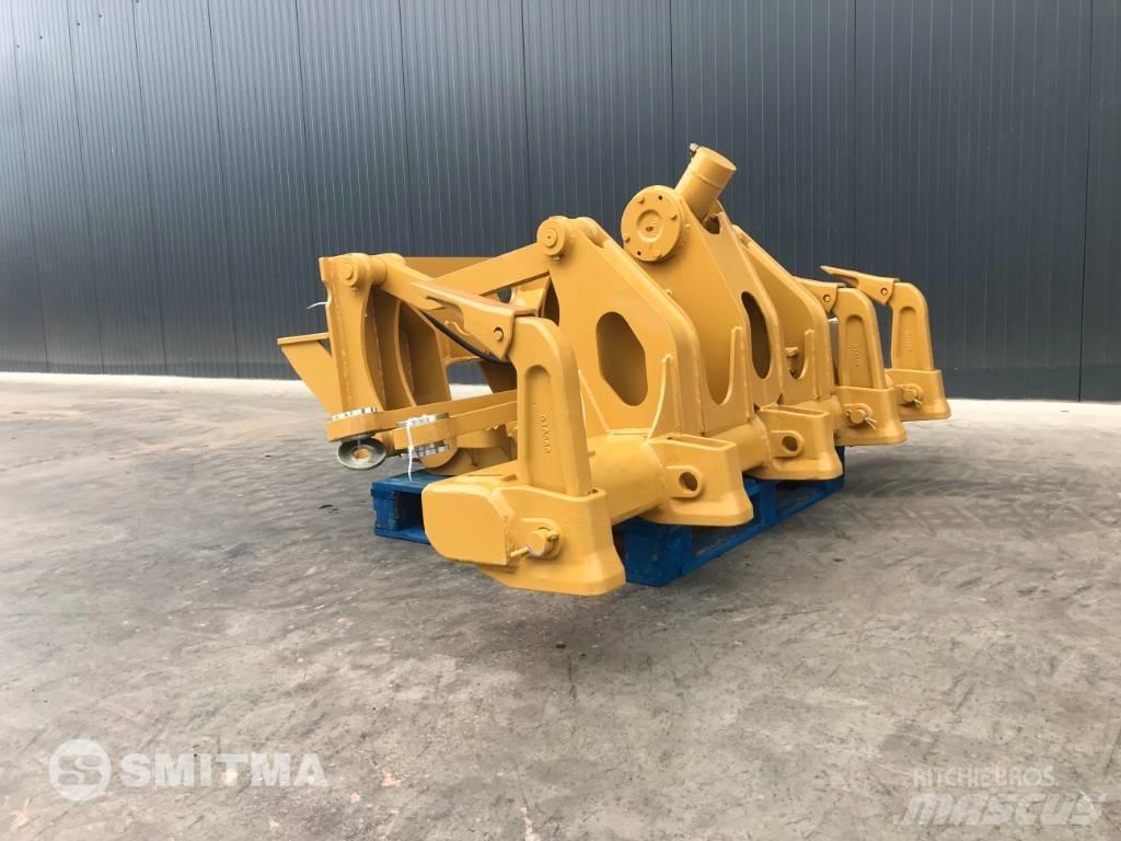 CAT 120M2 Skarifikatori