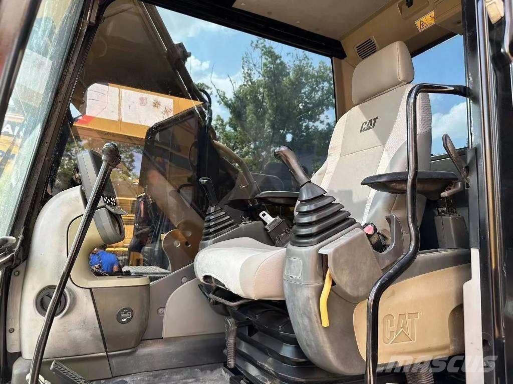 CAT 315D2 Bageri gusjeničari