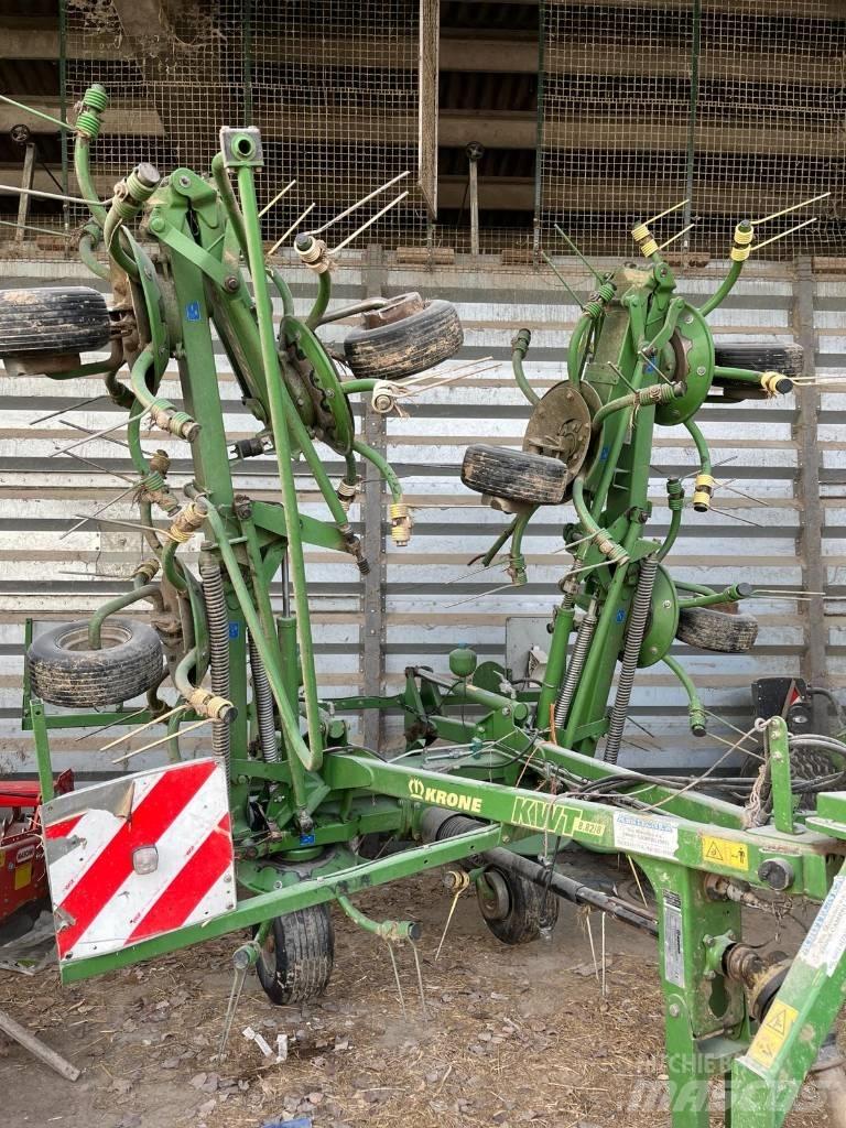 Krone KWT 882 Okretači i sakupljači sijena