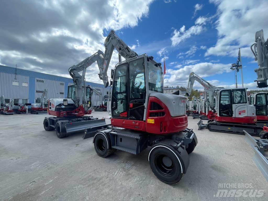 Takeuchi TB 370W Bageri na kotačima