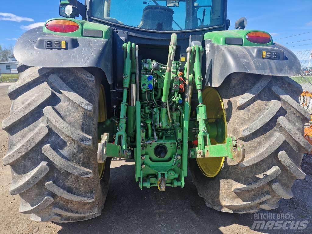 John Deere 6150 R Traktori