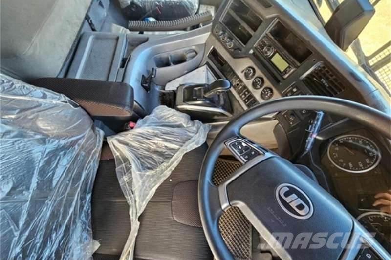 UD TRUCKS QUON Ostali kamioni