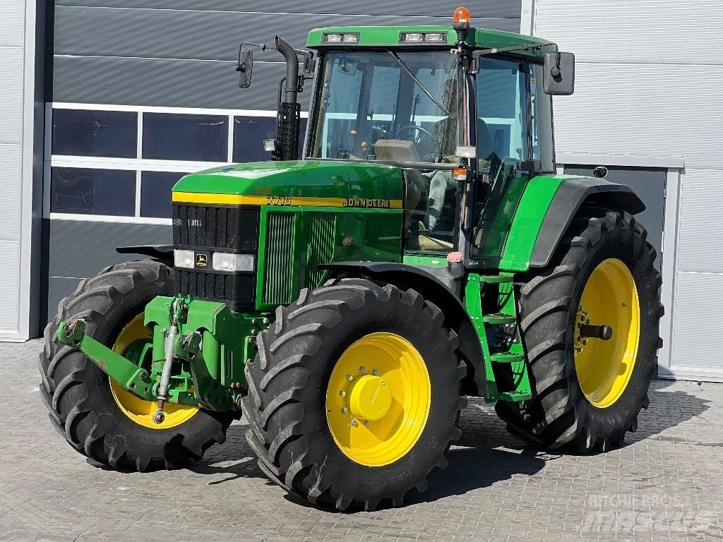 John Deere 7710 PQ Traktori