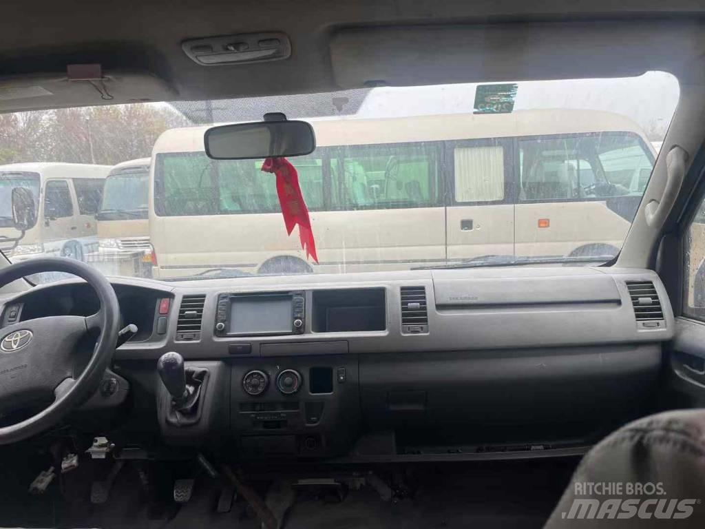 Toyota Hiace Međugradski autobusi