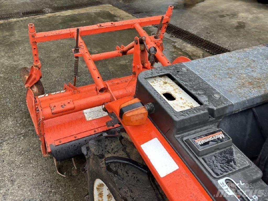 Kubota A-17 Traktori