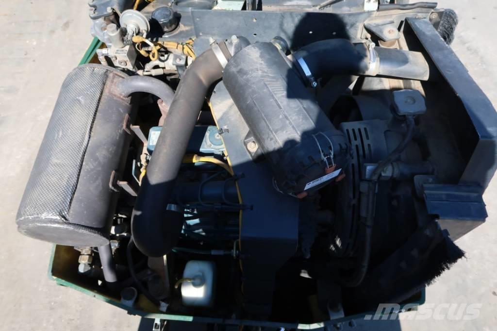 Bomag BW 138 AD-5 Valjci sa dvojnim bubnjem