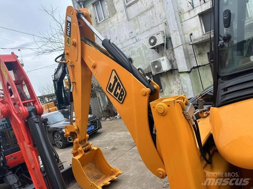 JCB 3 CX Utovarni rovokopači