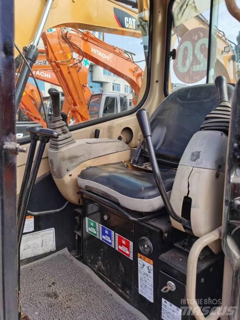 CAT 303 Mini bageri <7t