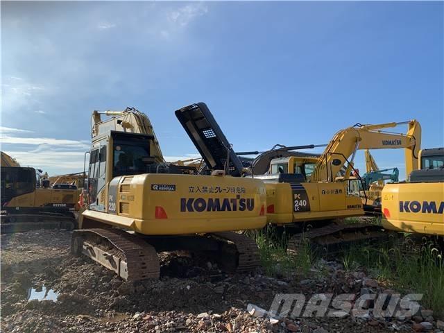 Komatsu PC 220-8 Bageri gusjeničari