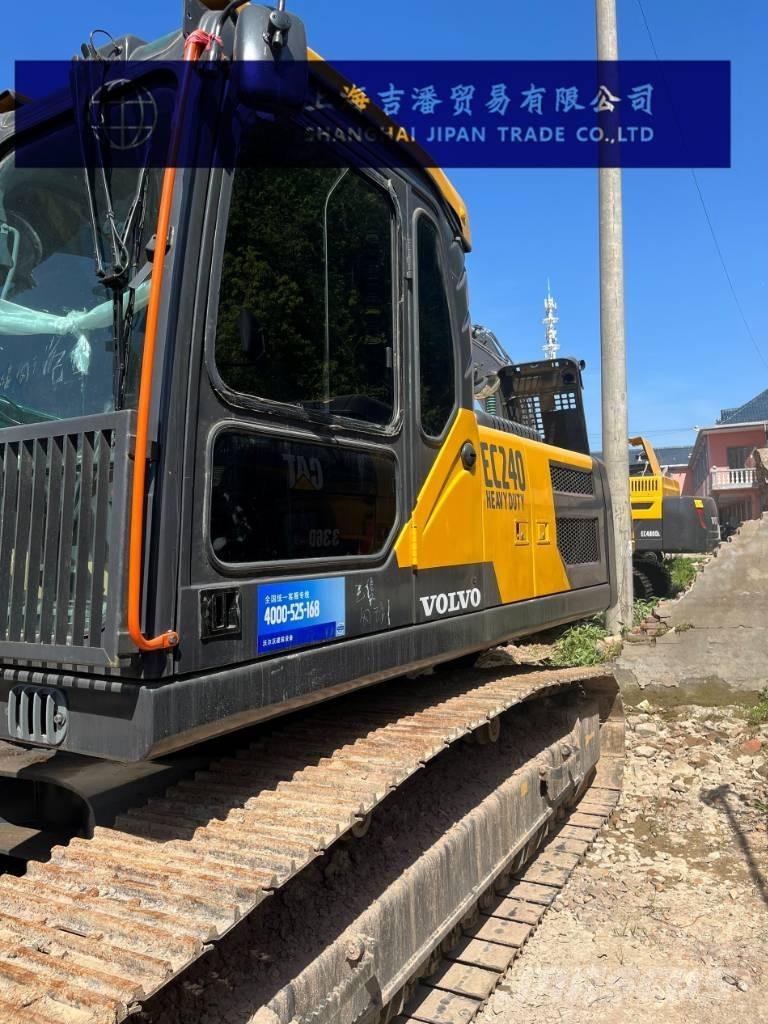 Volvo EC 240 Bageri gusjeničari