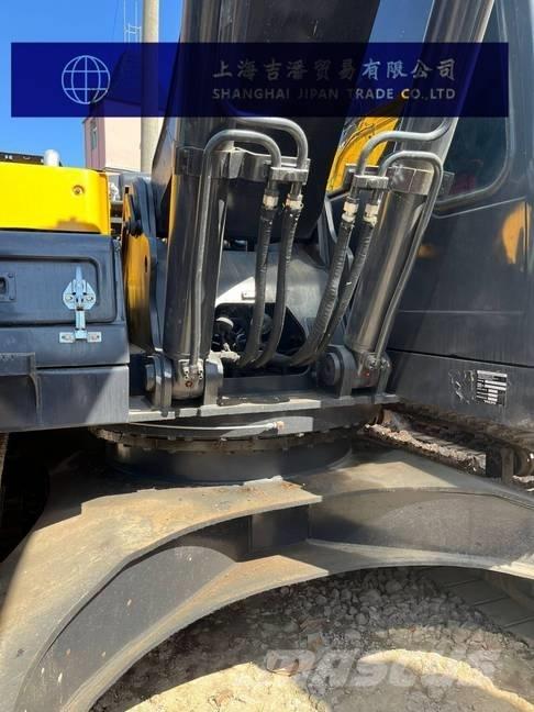 Volvo EC 240 Bageri gusjeničari