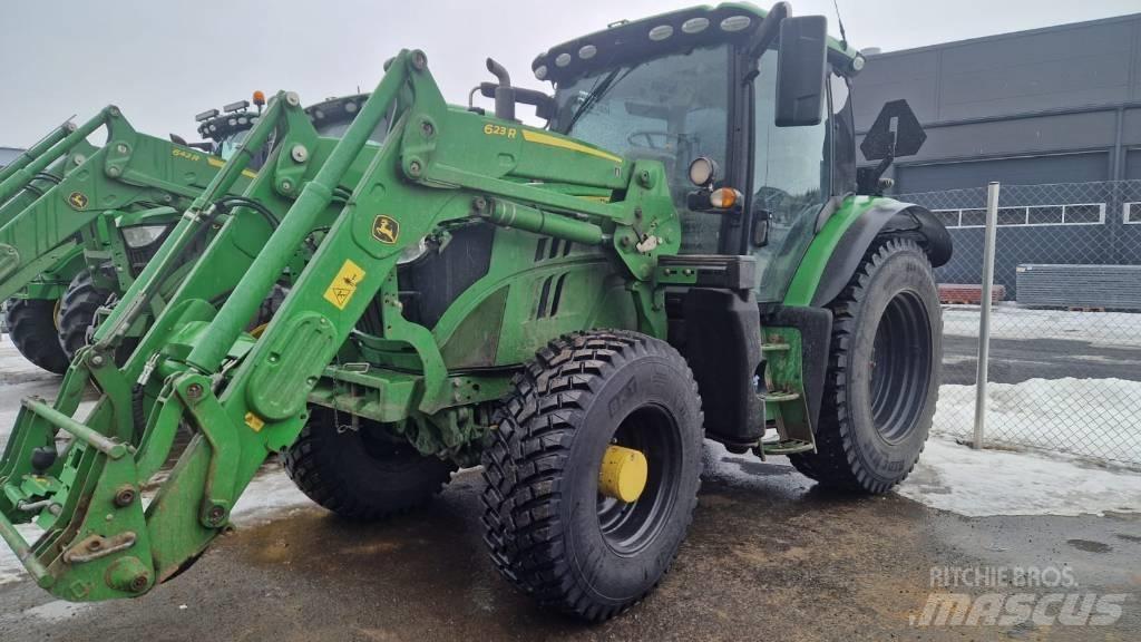 John Deere 6130 R Traktori