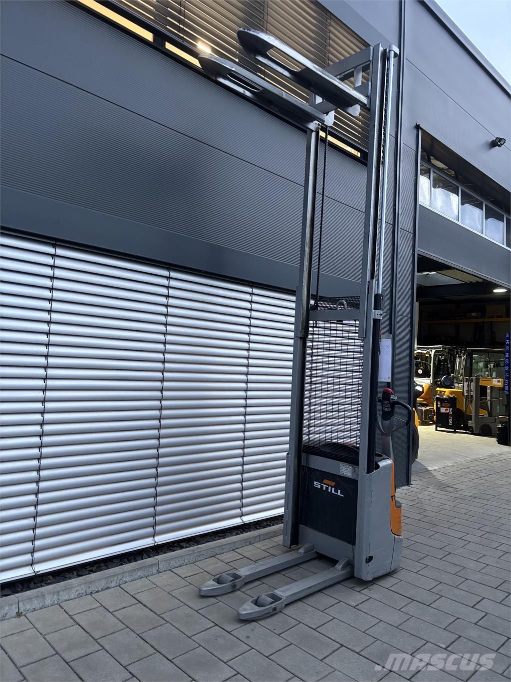 Still EXV 10 Samopogonski ručni viličari