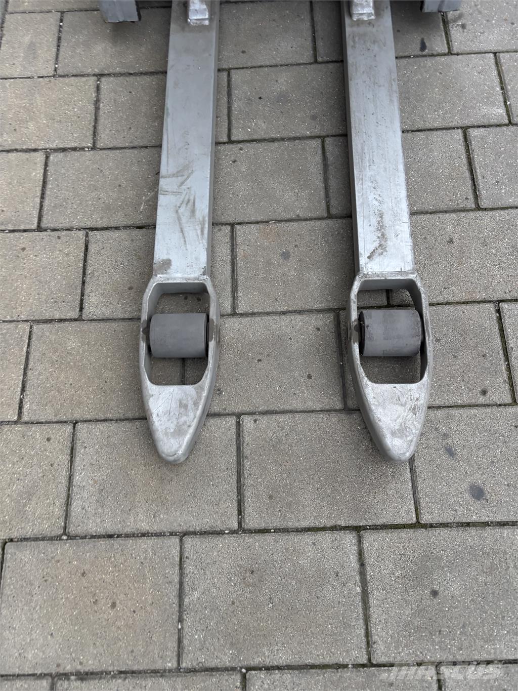 Still EXV 10 Samopogonski ručni viličari