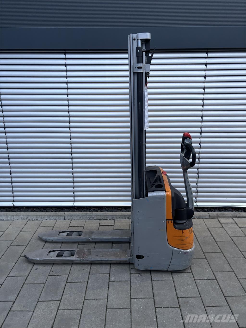 Still EXV 10 Samopogonski ručni viličari