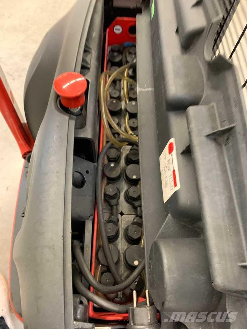 Linde L12 Samopogonski ručni viličari