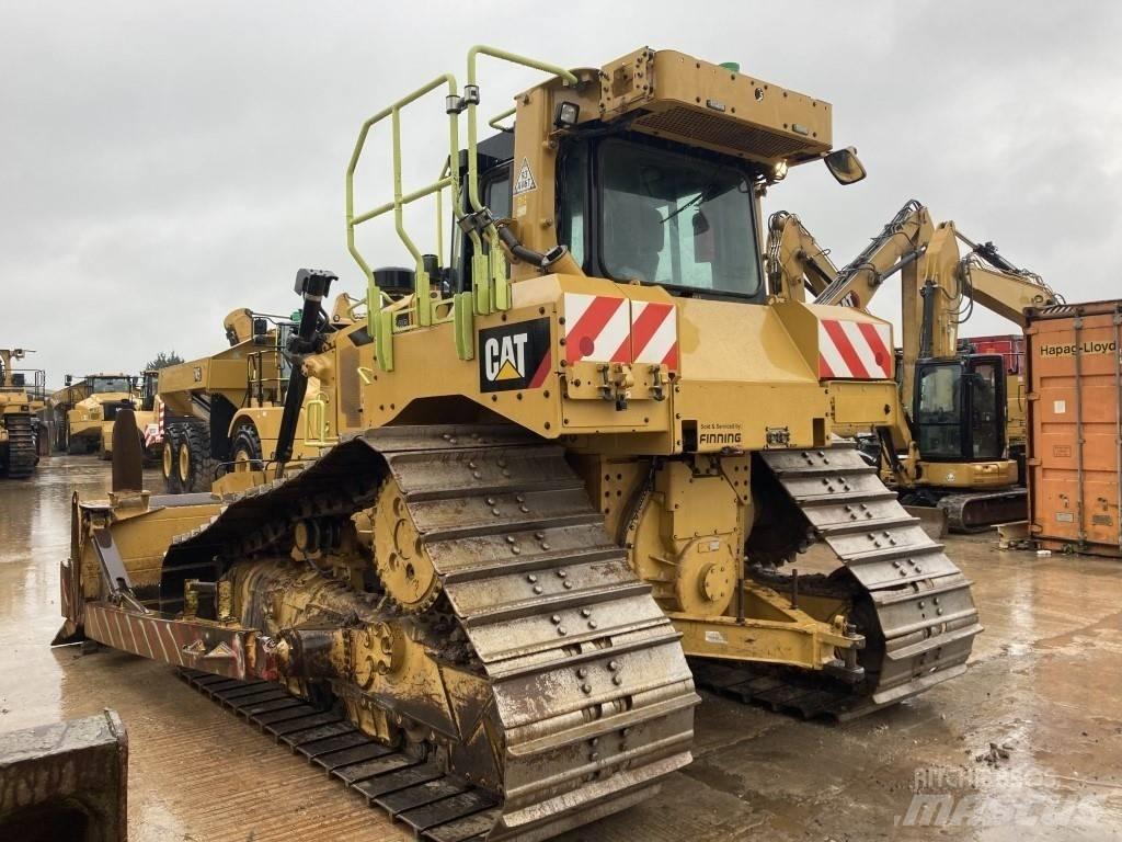 CAT D 6 T LGP Buldožeri gusjeničari