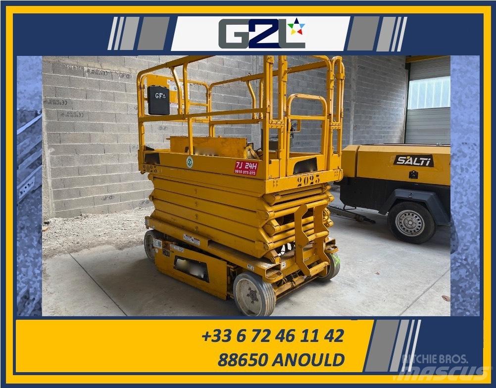 JLG 3246 ** A REPARER** Škaraste platforme