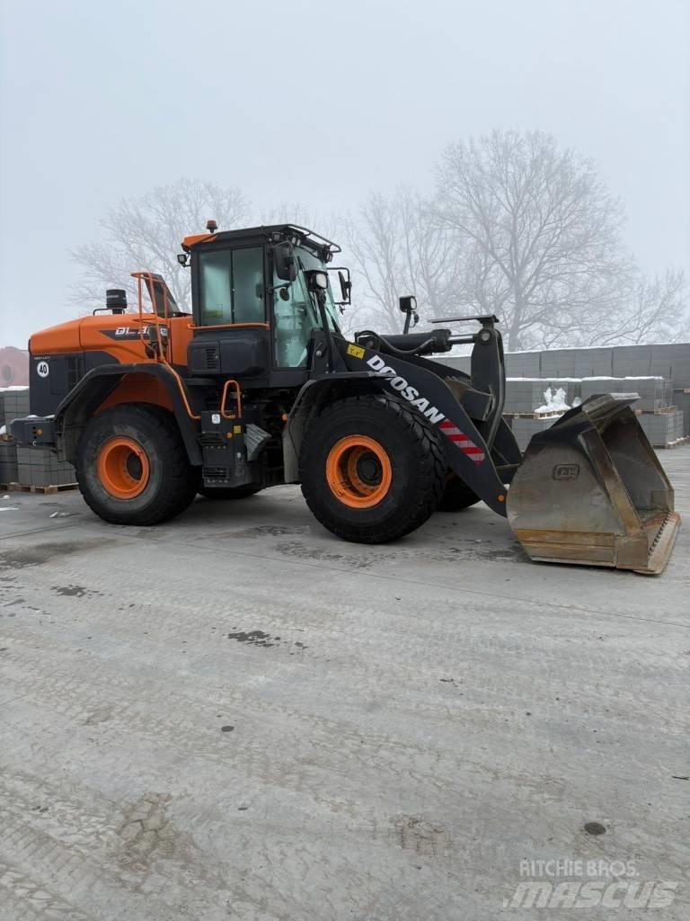 Doosan DL 320-7 Utovarivači na kotačima