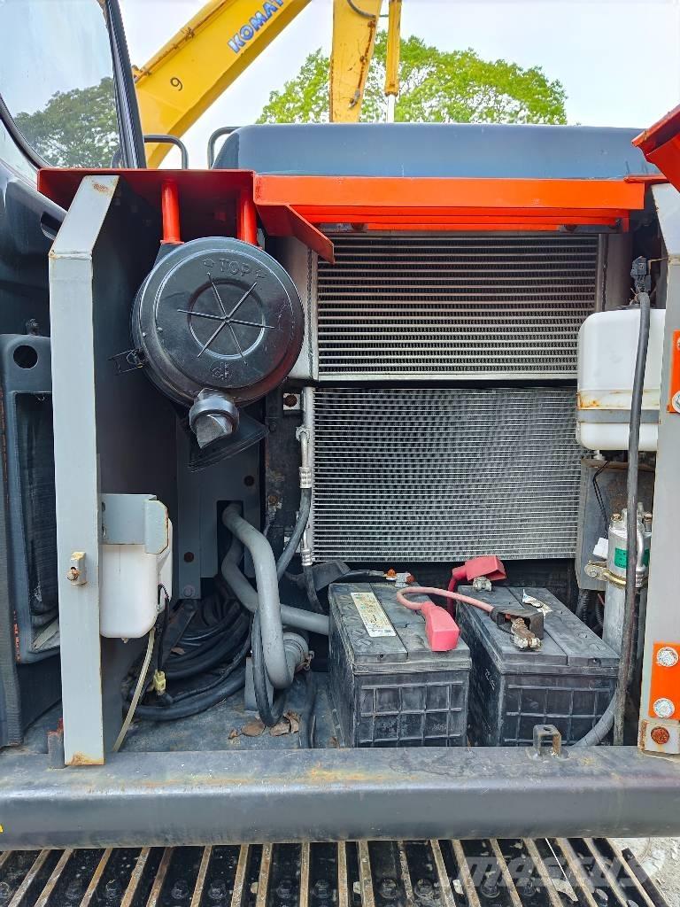 Hitachi ZX 120 Bageri gusjeničari