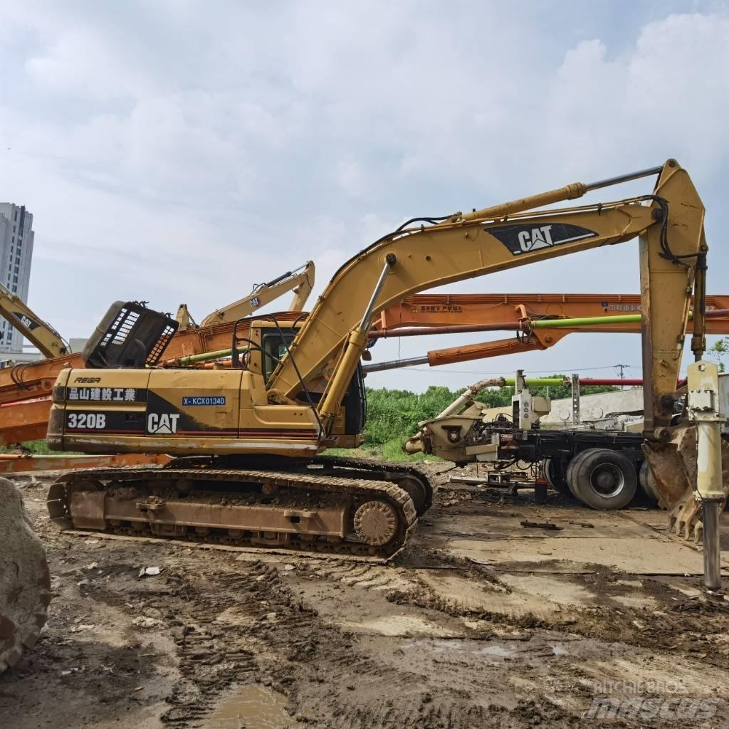 CAT 320 B L Bageri gusjeničari