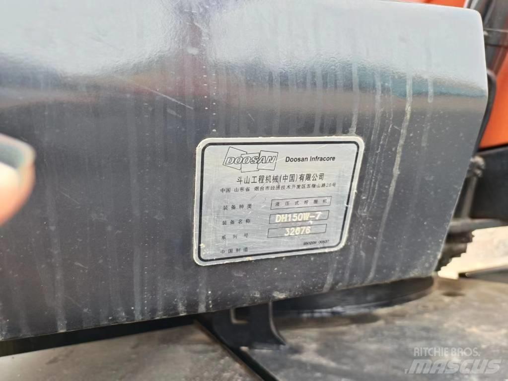 Doosan 150 W Bageri na kotačima