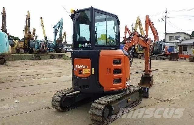 Hitachi 30 Bageri gusjeničari