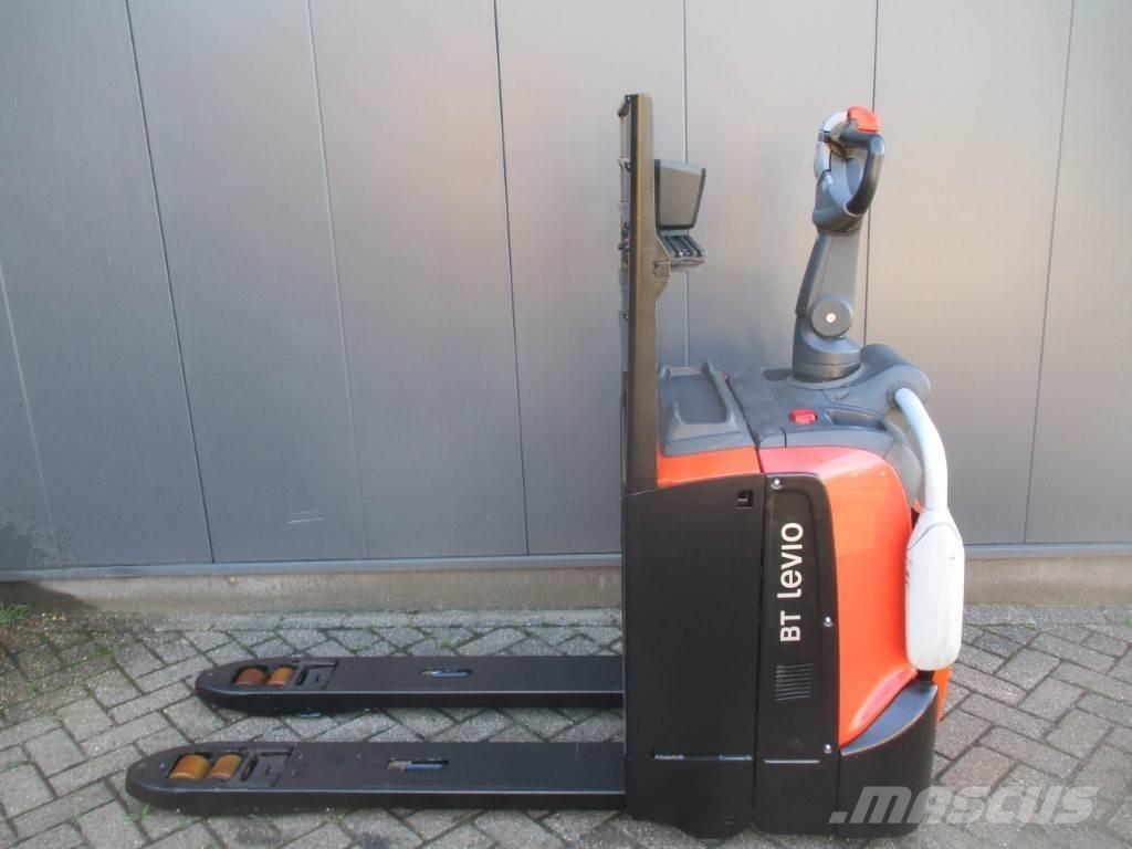 Toyota LPE 200 Nisko podizni električni viličar sa platformu