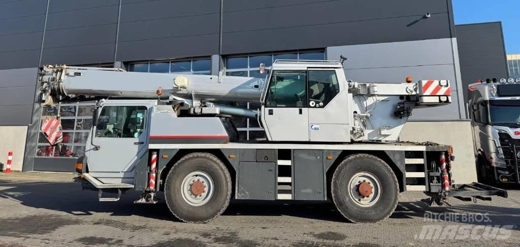Liebherr LTM 1030-2 Rabljene dizalice za težak teren