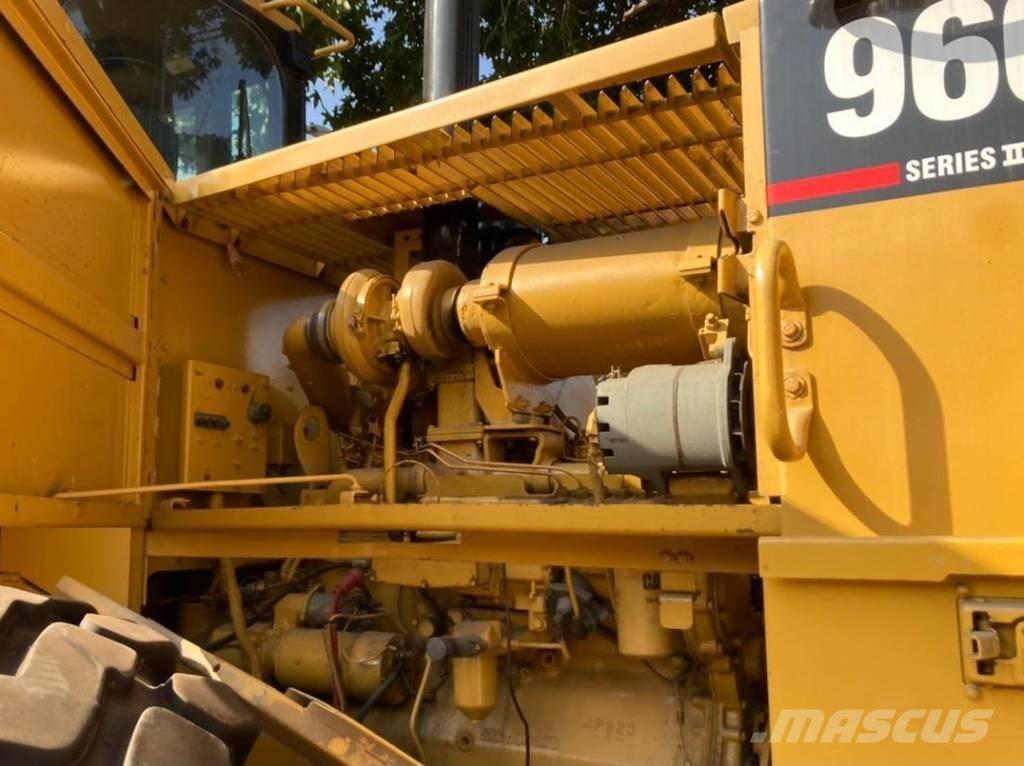 CAT 966 F II Utovarivači na kotačima