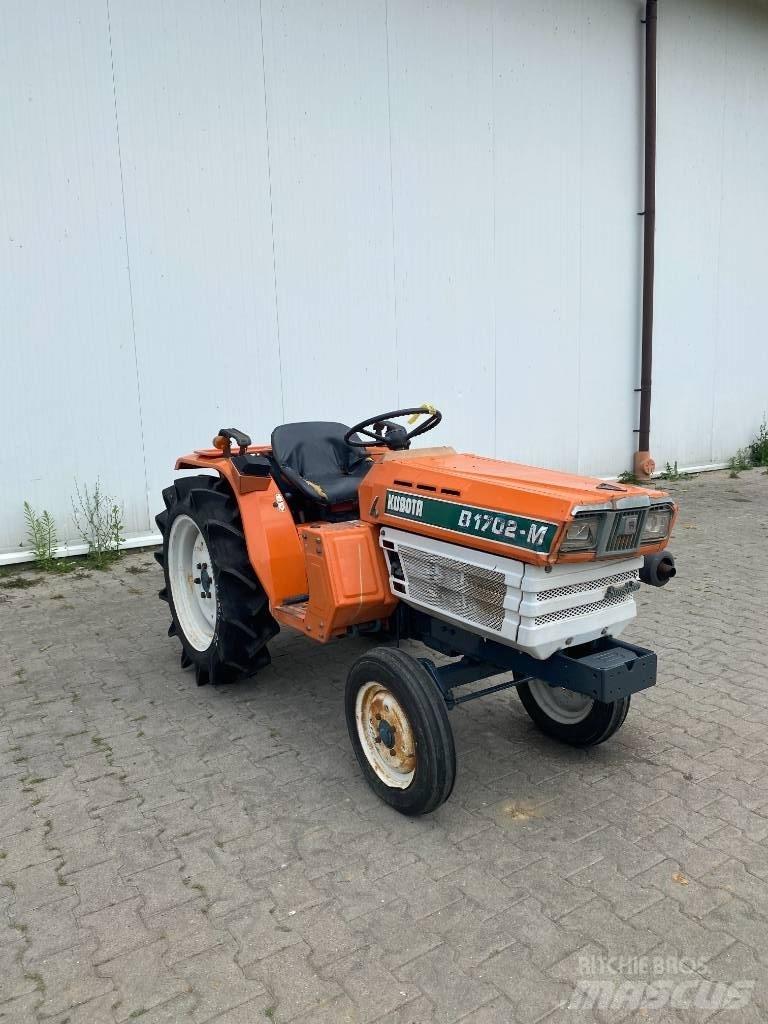 Kubota B1702-M Kompaktni (mali) traktori