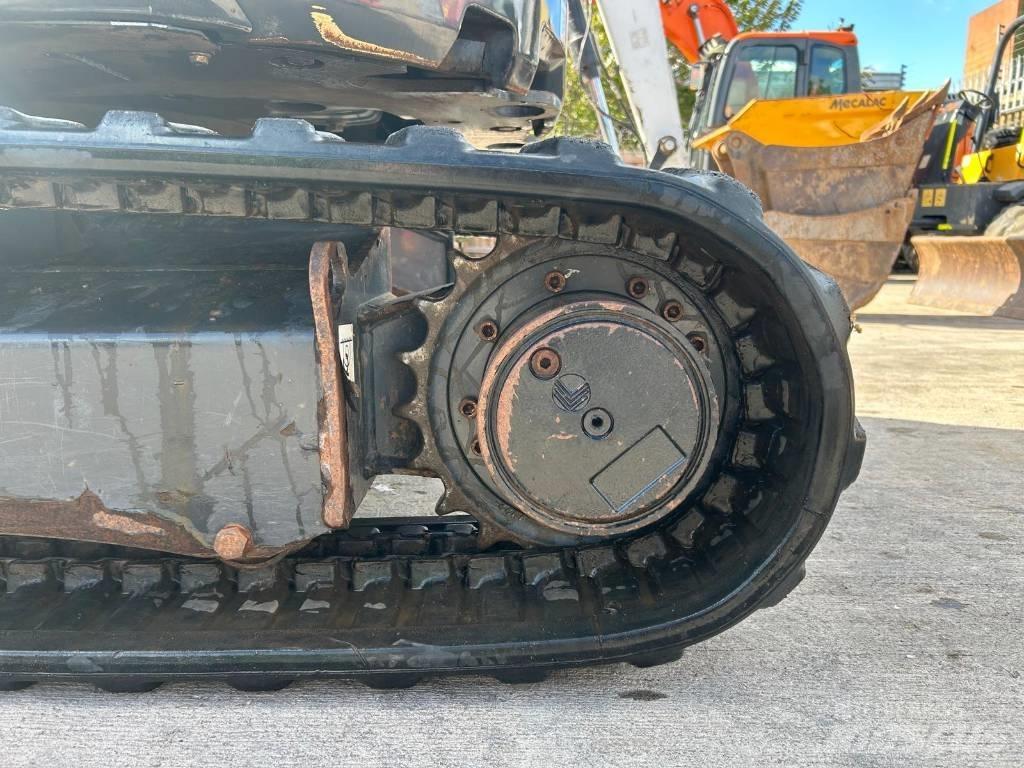 Doosan DX 27 Z Mini bageri <7t