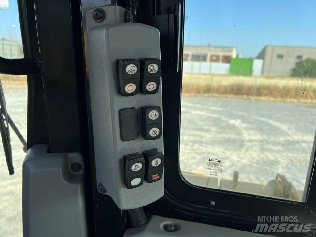 CAT D 6 T Buldožeri gusjeničari