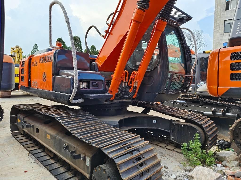 Hitachi ZX 200 Bageri gusjeničari