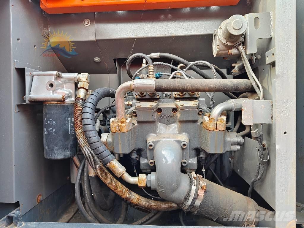 Hitachi ZX 200 Bageri gusjeničari